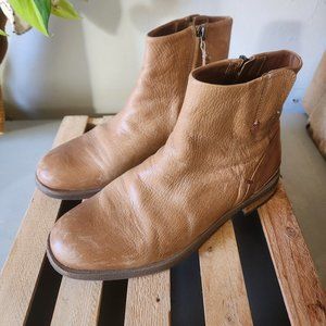 Franco Sarto Ankle Boots (Like New)